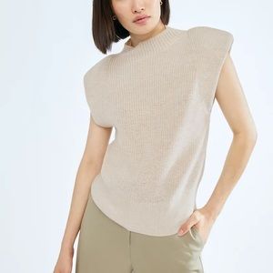 Aritzia Babaton Hazlitt Sweater Vest - Size Medium